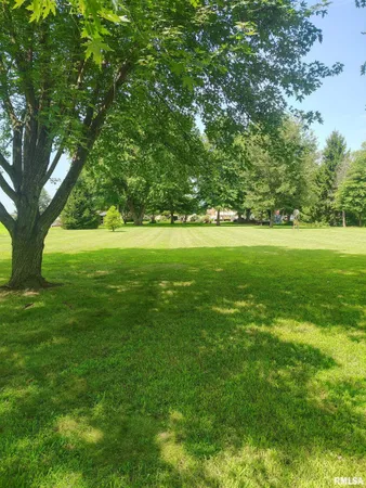$150,000 | 21401 North Il Highway, Cuba, IL 61427