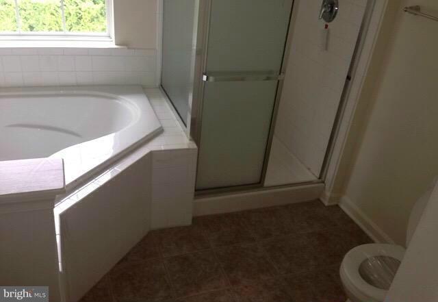 1918 Waltman Road Edgewood, MD 21040 - Photo 6 of 9 Bath (Master)