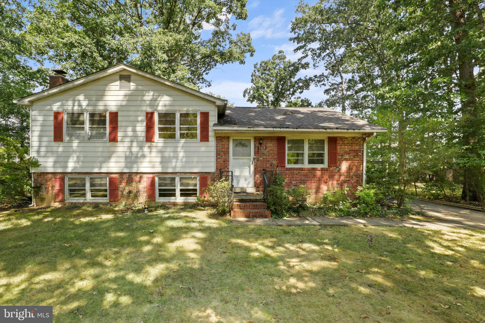 7212 Wesley Road Springfield, VA 22150 - Photo 1 of 46 Welcome Home to 7212 Wesley Road!!
