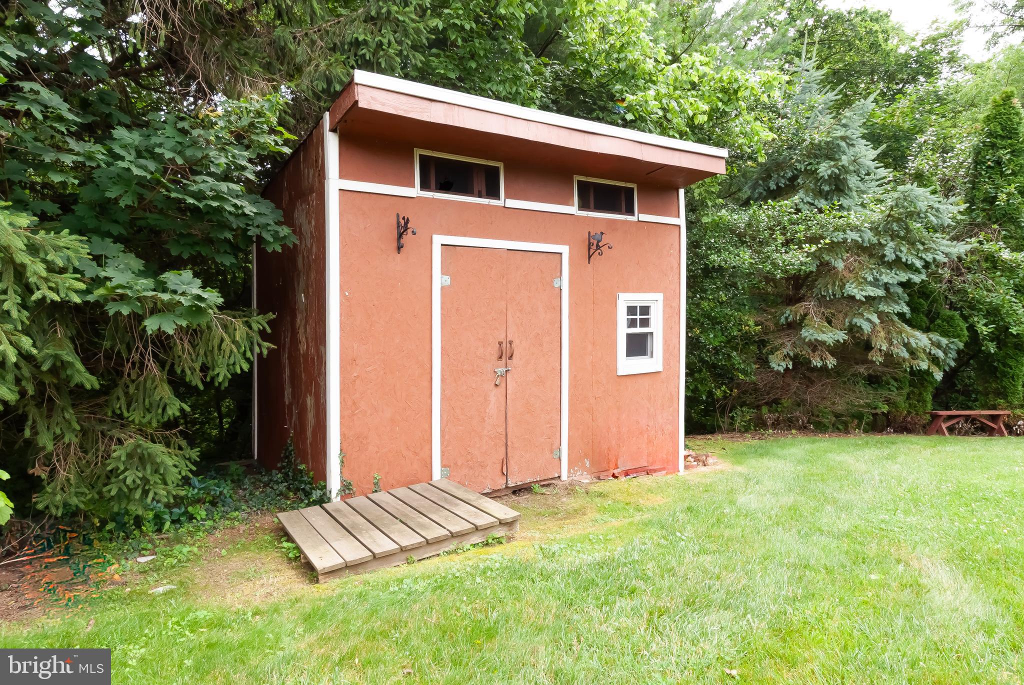 34 Georgetown Road Bordentown, NJ 08505 - Photo 36 of 39 Work Shed