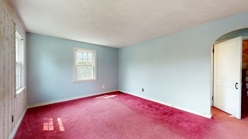 314 Burncoat Street Worcester, MA 01606 - Photo 11 of 29 an empty room with a window