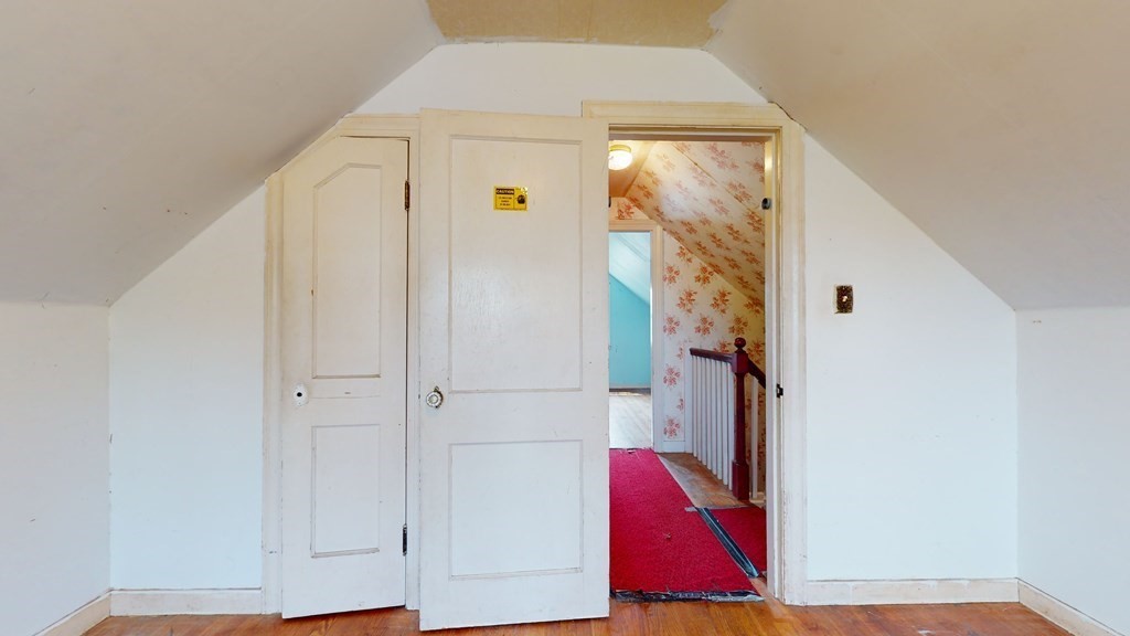 314 Burncoat Street Worcester, MA 01606 - Photo 21 of 29 a view of entryway