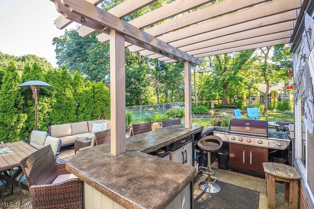 1023 Roland Road Lyndhurst, OH 44124 - Photo 4 of 33 Designed perfectly for outdoor living.