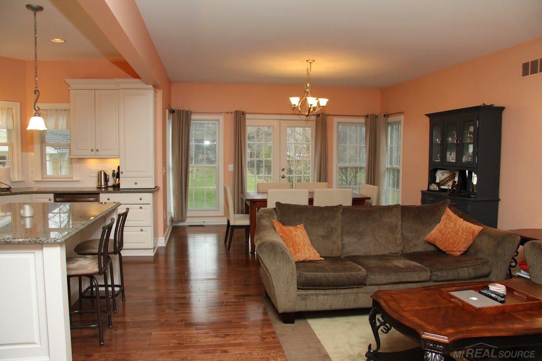 1331 Oak Street Rochester, MI 48307 - Photo 4 of 37 Gallery Image 4