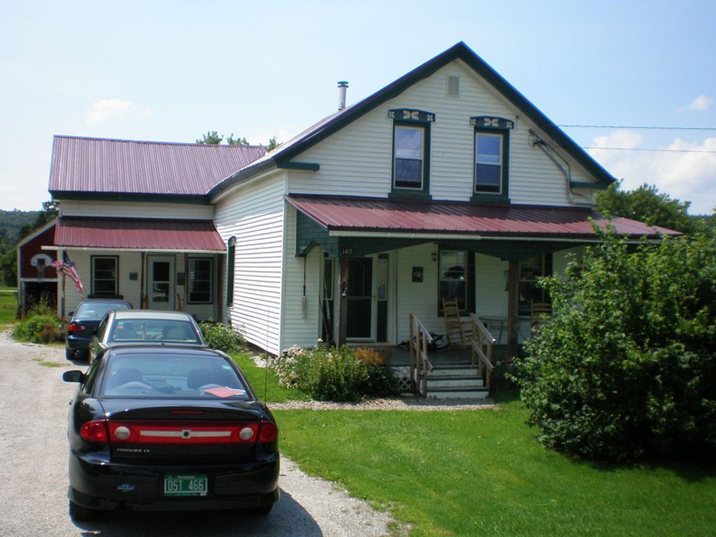 140 Central Street Sheldon, VT 05483 - Photo 1 of 4