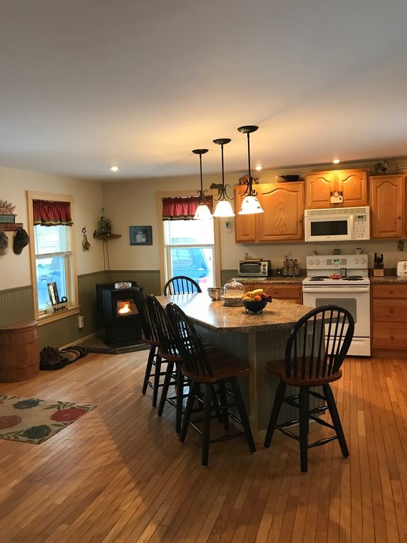 140 Central Street Sheldon, VT 05483 - Photo 4 of 4