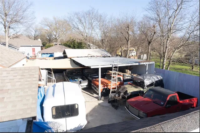 $360,000 | 302 West 6th Street, Lancaster, TX 75146