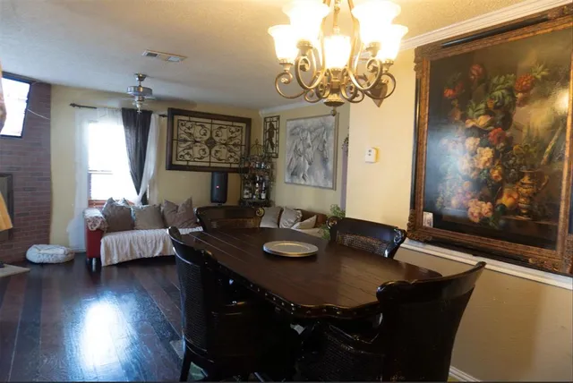 $360,000 | 302 West 6th Street, Lancaster, TX 75146