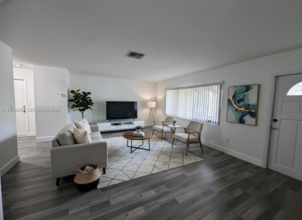 6875 Southwest 148th Court Miami, FL 33193 - Photo 6 of 16