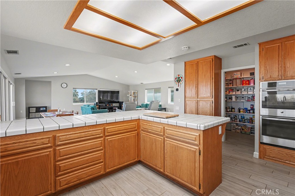 31470 Sierra Verde Road Homeland, CA 92548 - Photo 11 of 38 Kitchen