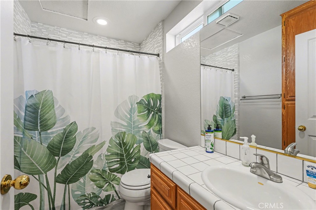 31470 Sierra Verde Road Homeland, CA 92548 - Photo 27 of 38