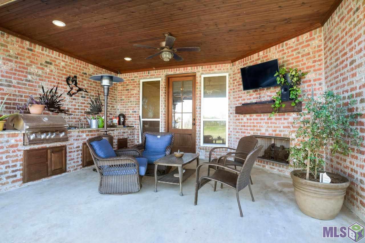 2595 Patterson Road Oscar, LA 70762 - Photo 14 of 18 Gallery Image 14