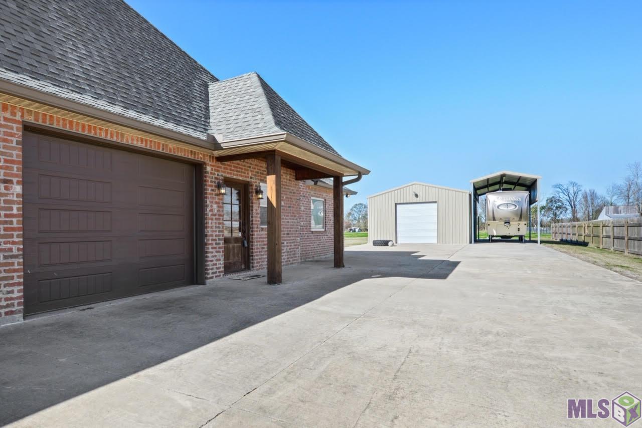 2595 Patterson Road Oscar, LA 70762 - Photo 16 of 18 Gallery Image 16