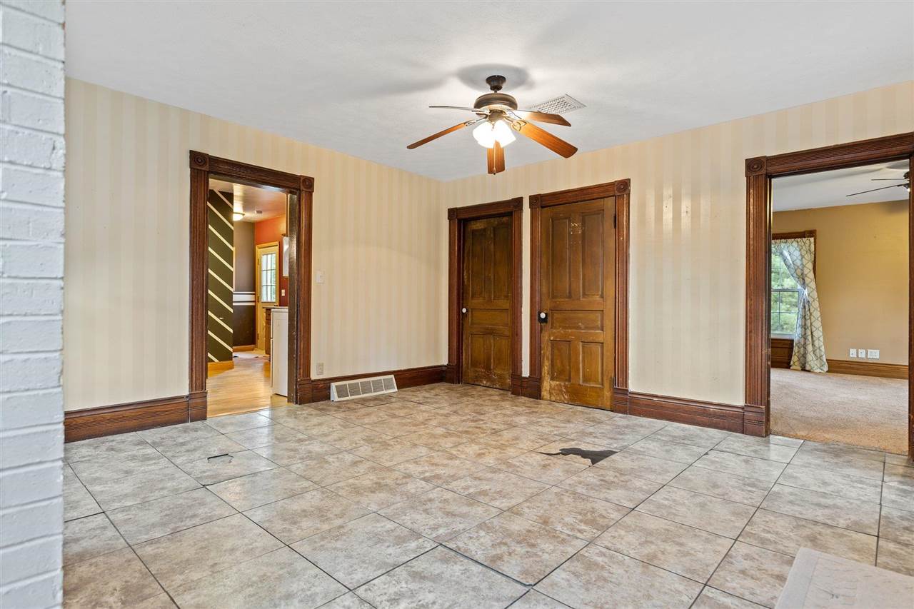 7607 South Pendell Road Middleton, MI 48856 - Photo 17 of 43 1886649-16.JPG