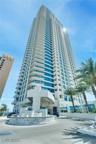 $15,950 | 2700 South Las Vegas Boulevard, Unit 4305, Las Vegas, NV 89109