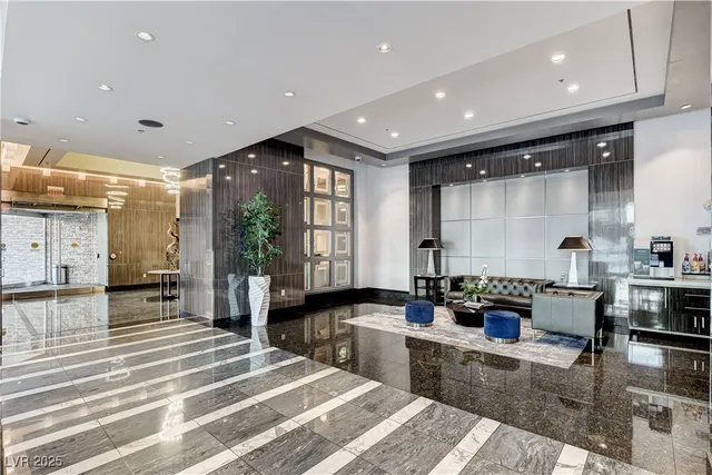 $15,950 | 2700 South Las Vegas Boulevard, Unit 4305, Las Vegas, NV 89109