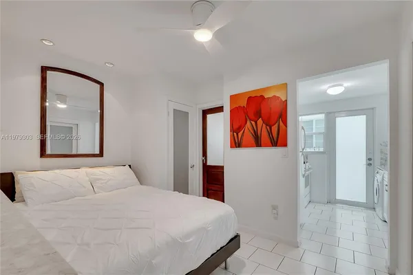 $2,100 | 1035 Meridian Avenue, Unit 6, Miami Beach, FL 33139