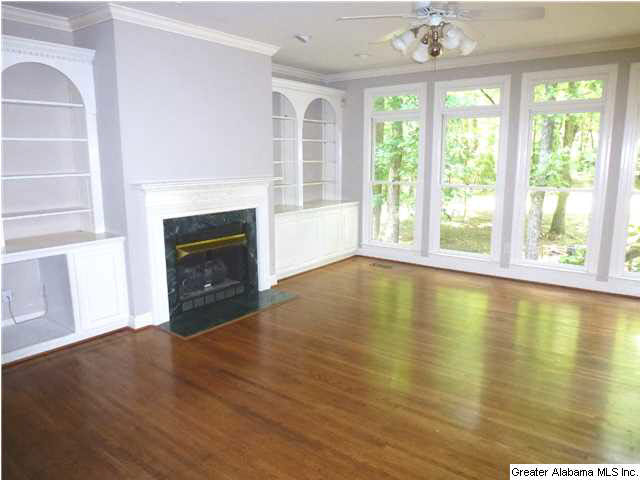 112 Windsor Circle Pelham, AL 35124 - Photo 8 of 32