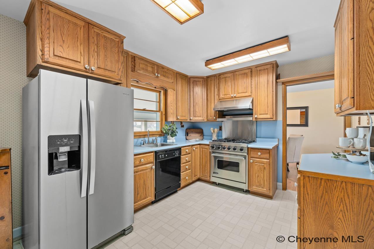 1215 Terry Ranch Road Cheyenne, WY 82007 - Photo 22 of 35 Gallery Image 22