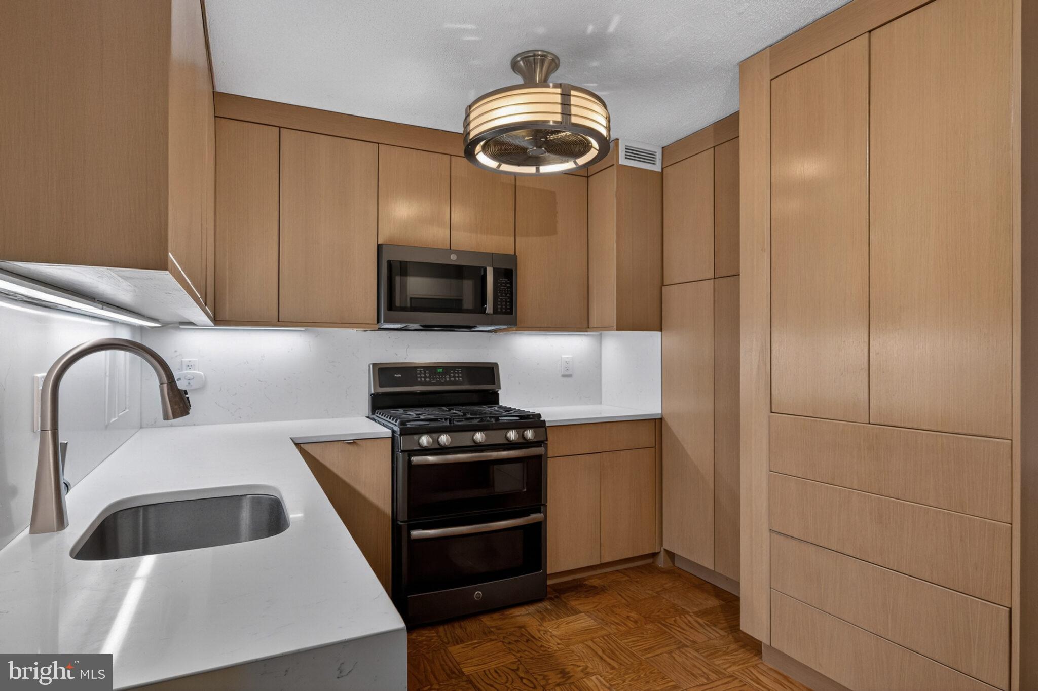 429 N Street Southwest, Unit S 705 Washington, DC 20024 - Photo 28 of 76