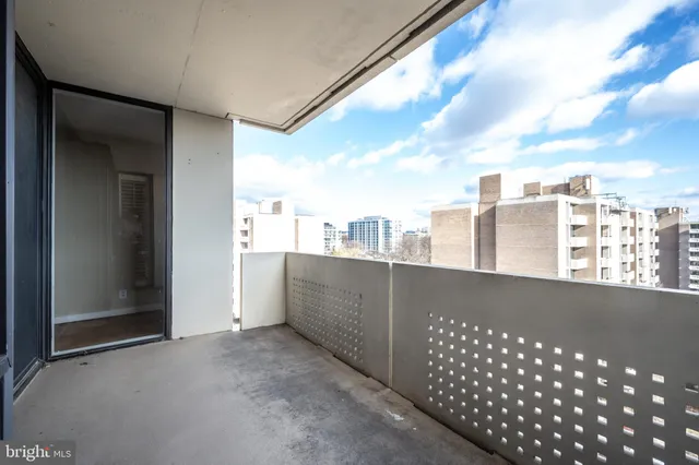 $525,000 | 429 N Street Southwest, Unit S 705, Washington, DC 20024