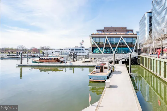 $525,000 | 429 N Street Southwest, Unit S 705, Washington, DC 20024