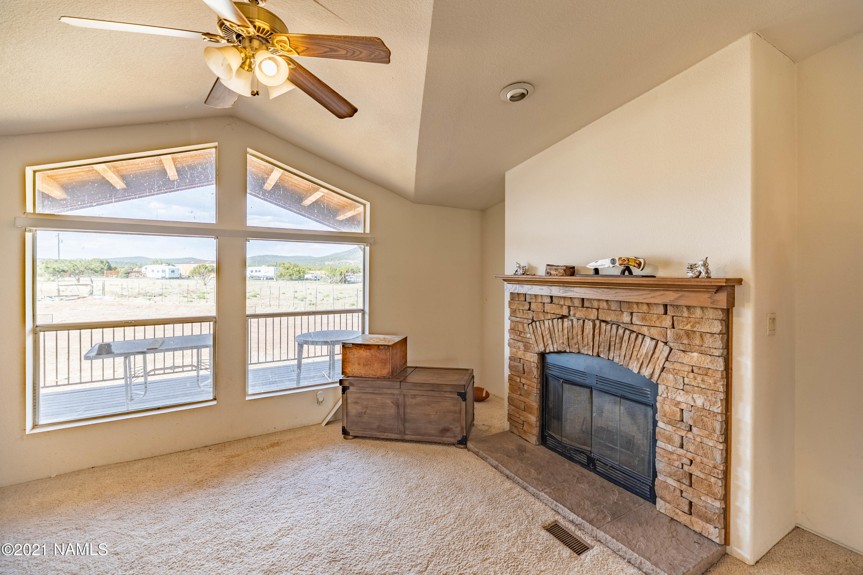 863 Hoctor Road Williams, AZ 86046 - Photo 5 of 26 EOSR7223-HDR