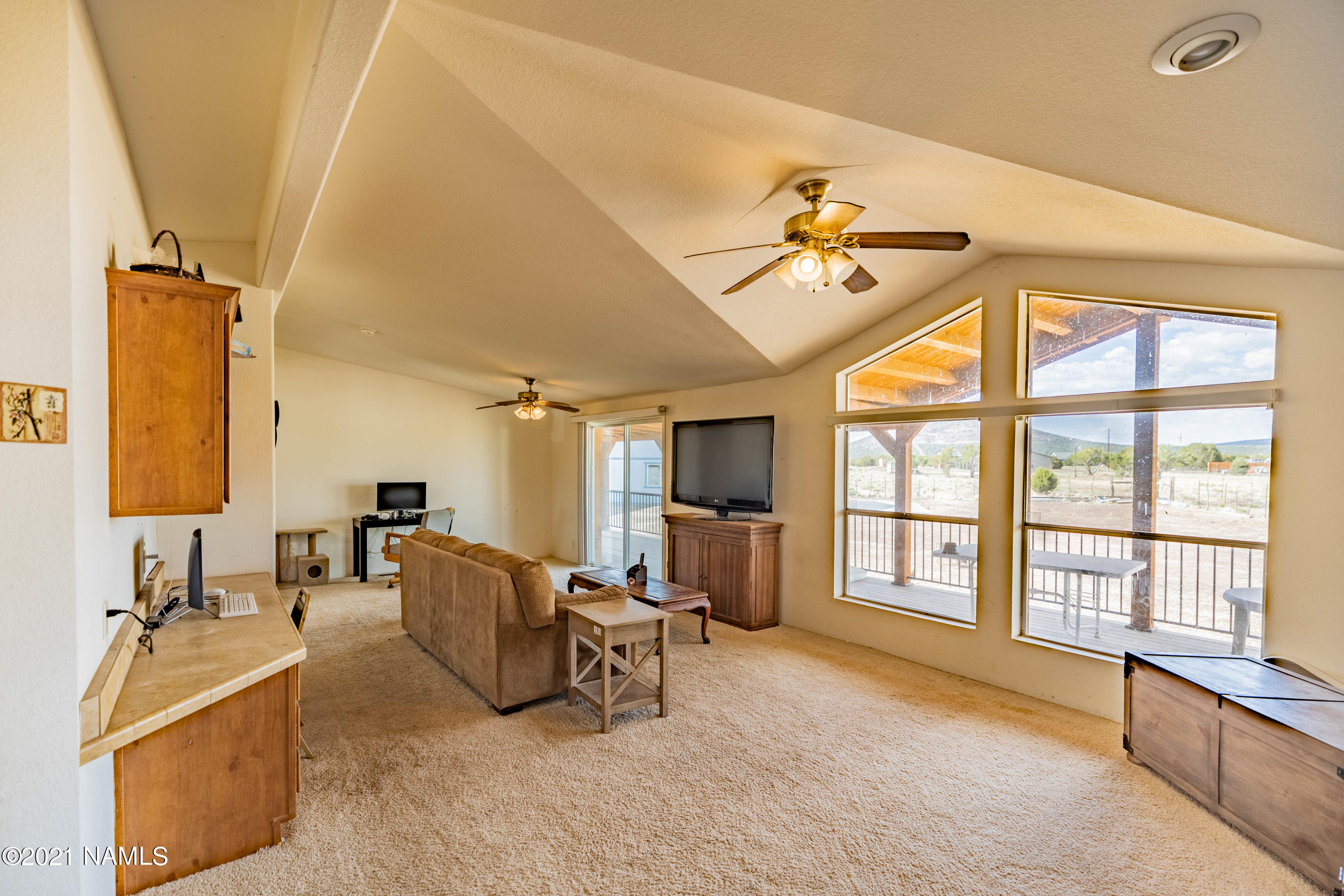 863 Hoctor Road Williams, AZ 86046 - Photo 7 of 26 EOSR6943-HDR