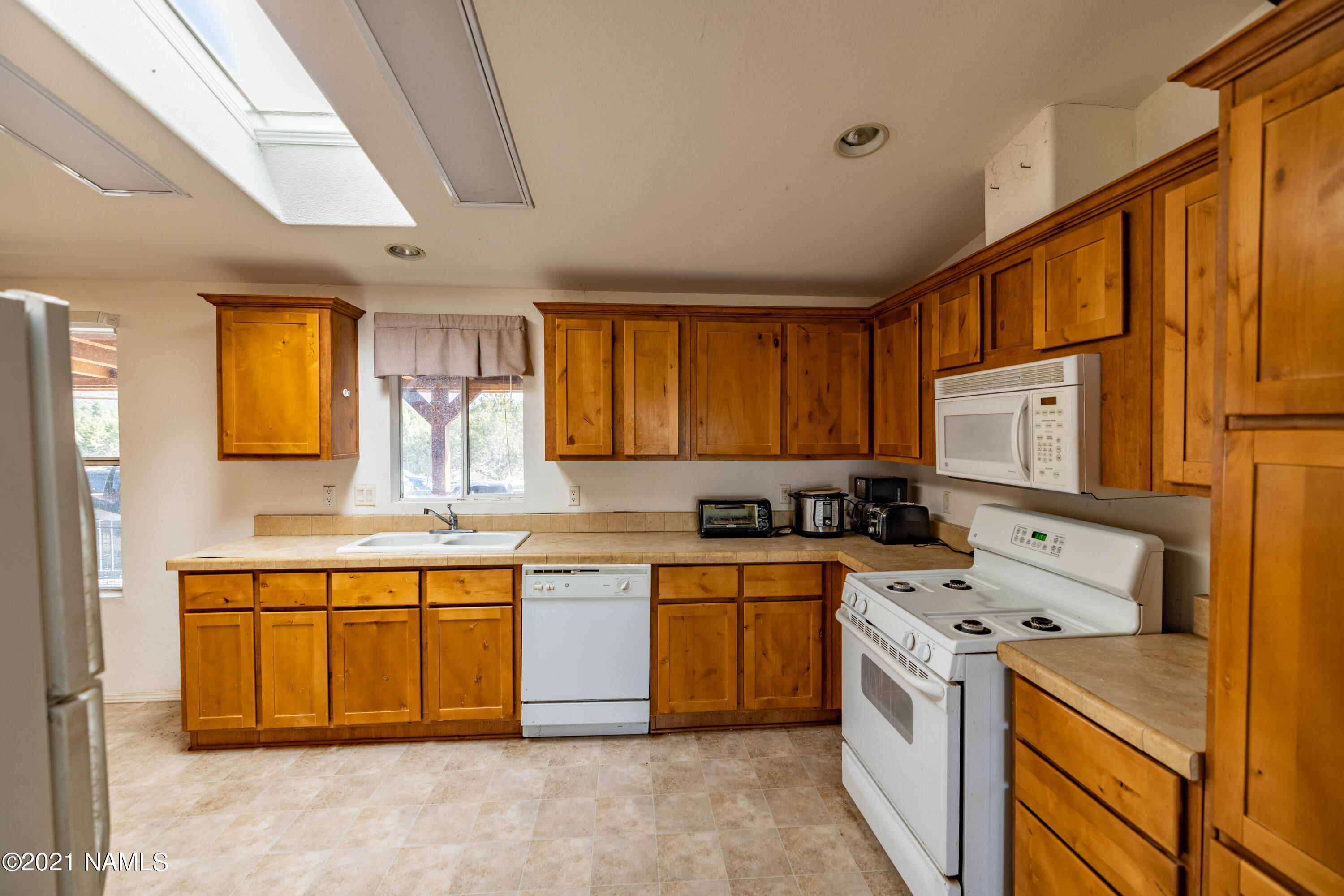 863 Hoctor Road Williams, AZ 86046 - Photo 9 of 26 EOSR7188-HDR