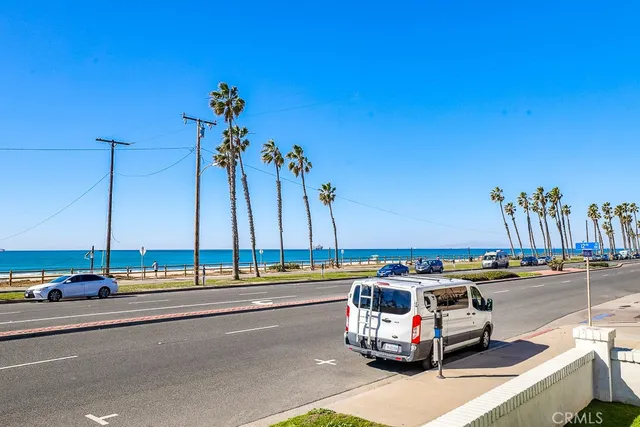 $7,900 | 1116 Pacific Coast Highway, Huntington Beach, CA 92648
