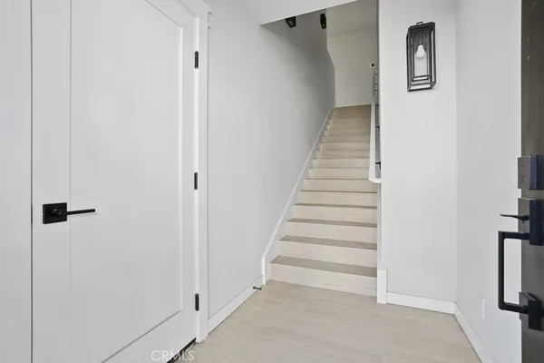 $7,900 | 1116 Pacific Coast Highway, Huntington Beach, CA 92648