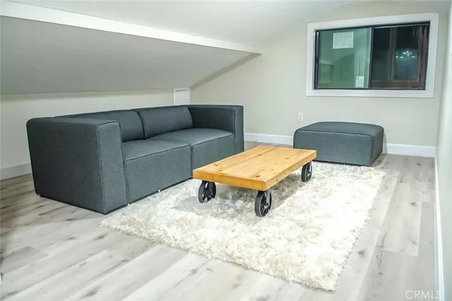 $7,900 | 1116 Pacific Coast Highway, Huntington Beach, CA 92648