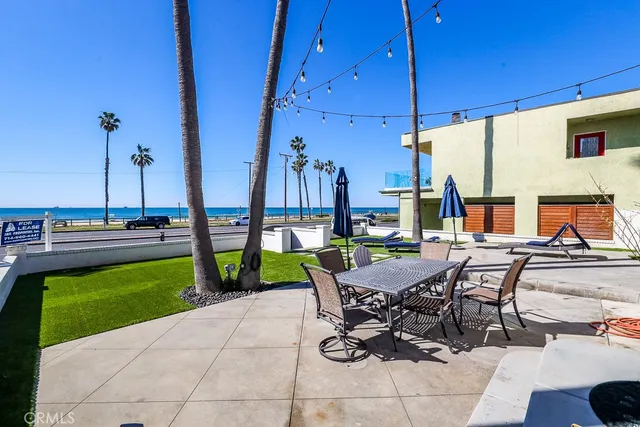 $7,900 | 1116 Pacific Coast Highway, Huntington Beach, CA 92648