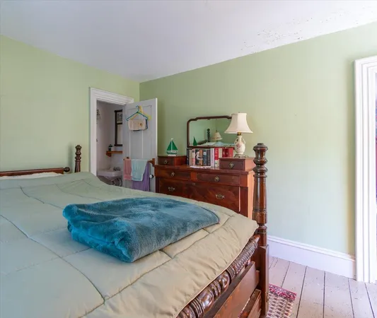 $850,000 | 292-300 Main Road, Islesboro, ME 04848