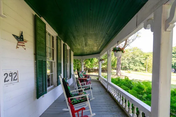 $850,000 | 292-300 Main Road, Islesboro, ME 04848