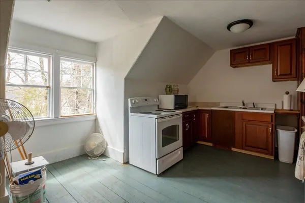 $850,000 | 292-300 Main Road, Islesboro, ME 04848