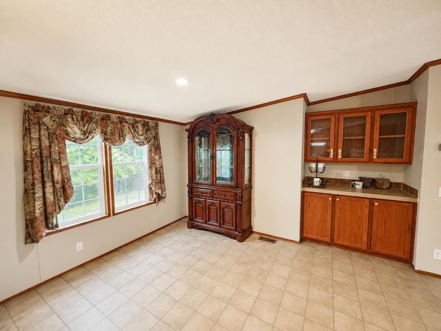 963 Upper Craigs Creek Road Catawba, VA 24070 - Photo 9 of 27 eat-in kitchen