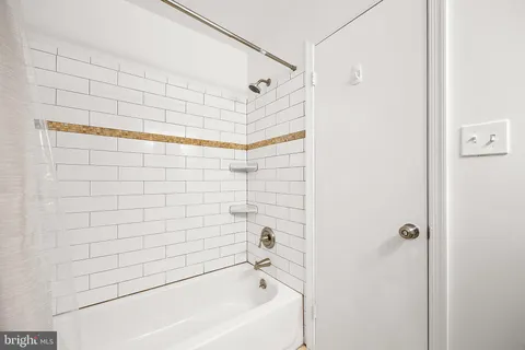 $2,000 | 129 Emery Court, Unit B, Newark, DE 19711