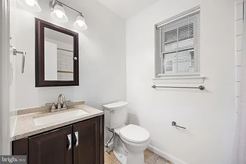 $2,000 | 129 Emery Court, Unit B, Newark, DE 19711