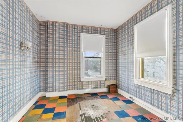 $274,900 | 312 Baltimore Street, Madison, IN 47250