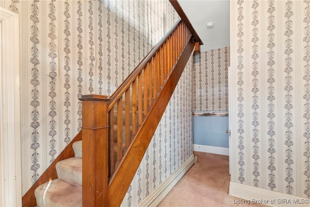 312 Baltimore Street Madison, IN 47250 - Photo 8 of 27 Foyer