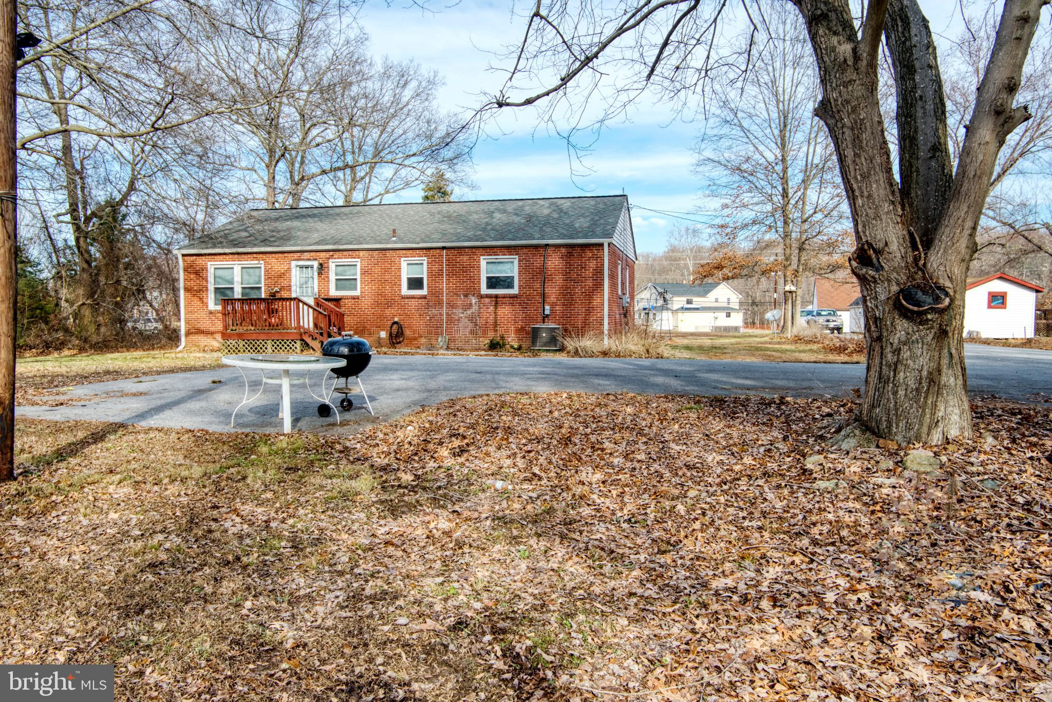 4285 Hawthorne Road Indian Head, MD 20640 - Photo 6 of 25 Rear