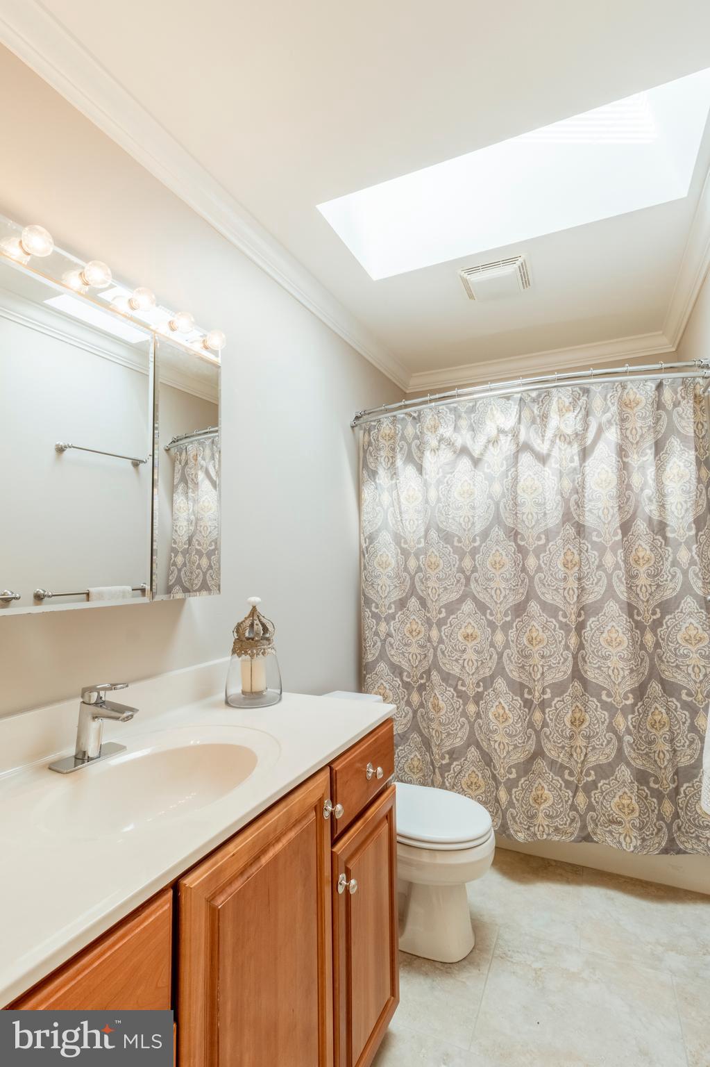 1701 Warpath Road West Chester, PA 19382 - Photo 42 of 51 Upstairs Full Bathroom