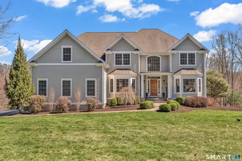 $1,150,000 | 2 Somerset Lane, Newtown, CT 06482
