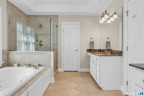 $1,150,000 | 2 Somerset Lane, Newtown, CT 06482