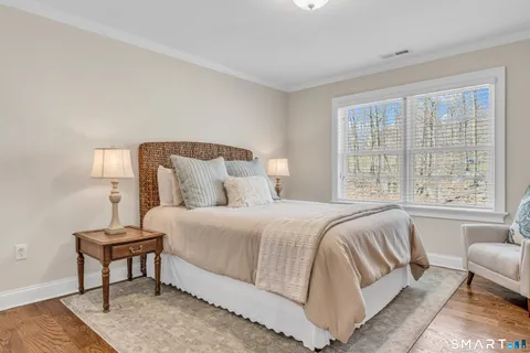 $1,150,000 | 2 Somerset Lane, Newtown, CT 06482