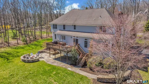 $1,150,000 | 2 Somerset Lane, Newtown, CT 06482