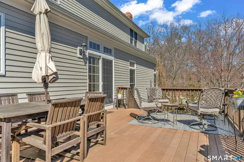 $1,150,000 | 2 Somerset Lane, Newtown, CT 06482