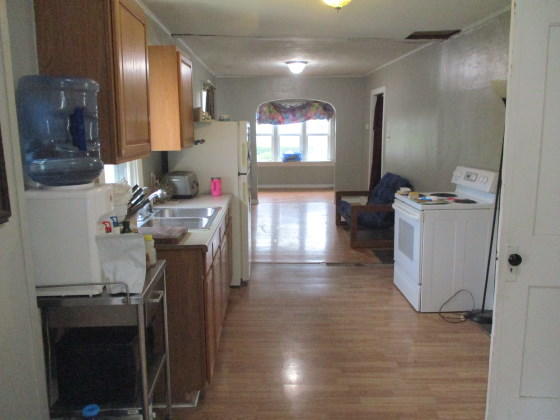 404 Roe Street Buchanan, MI 49107 - Photo 4 of 11 Vie into kitchen 7 living room