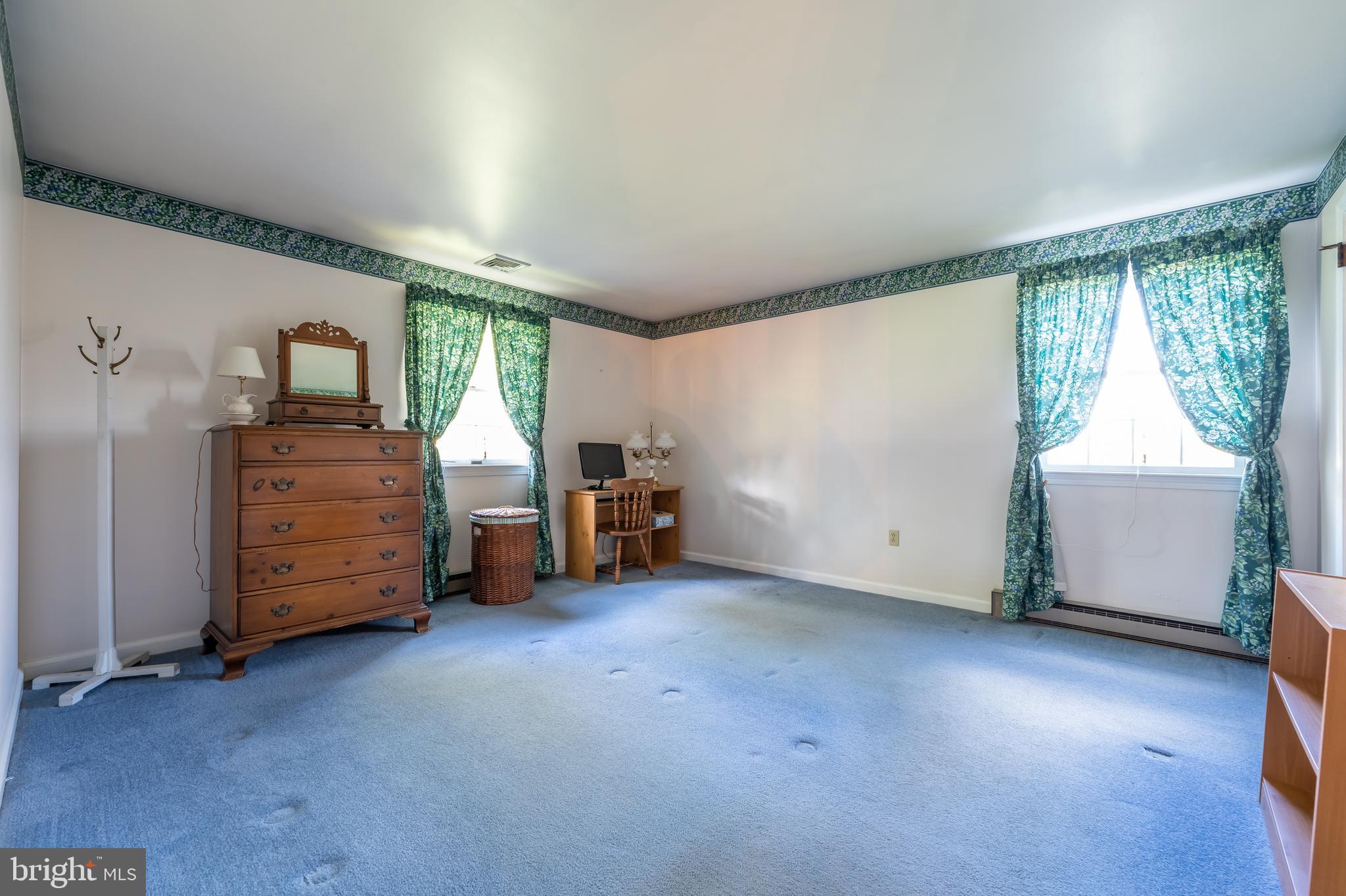 962 Kulp Road Perkiomenville, PA 18074 - Photo 17 of 39 Gallery Image 17